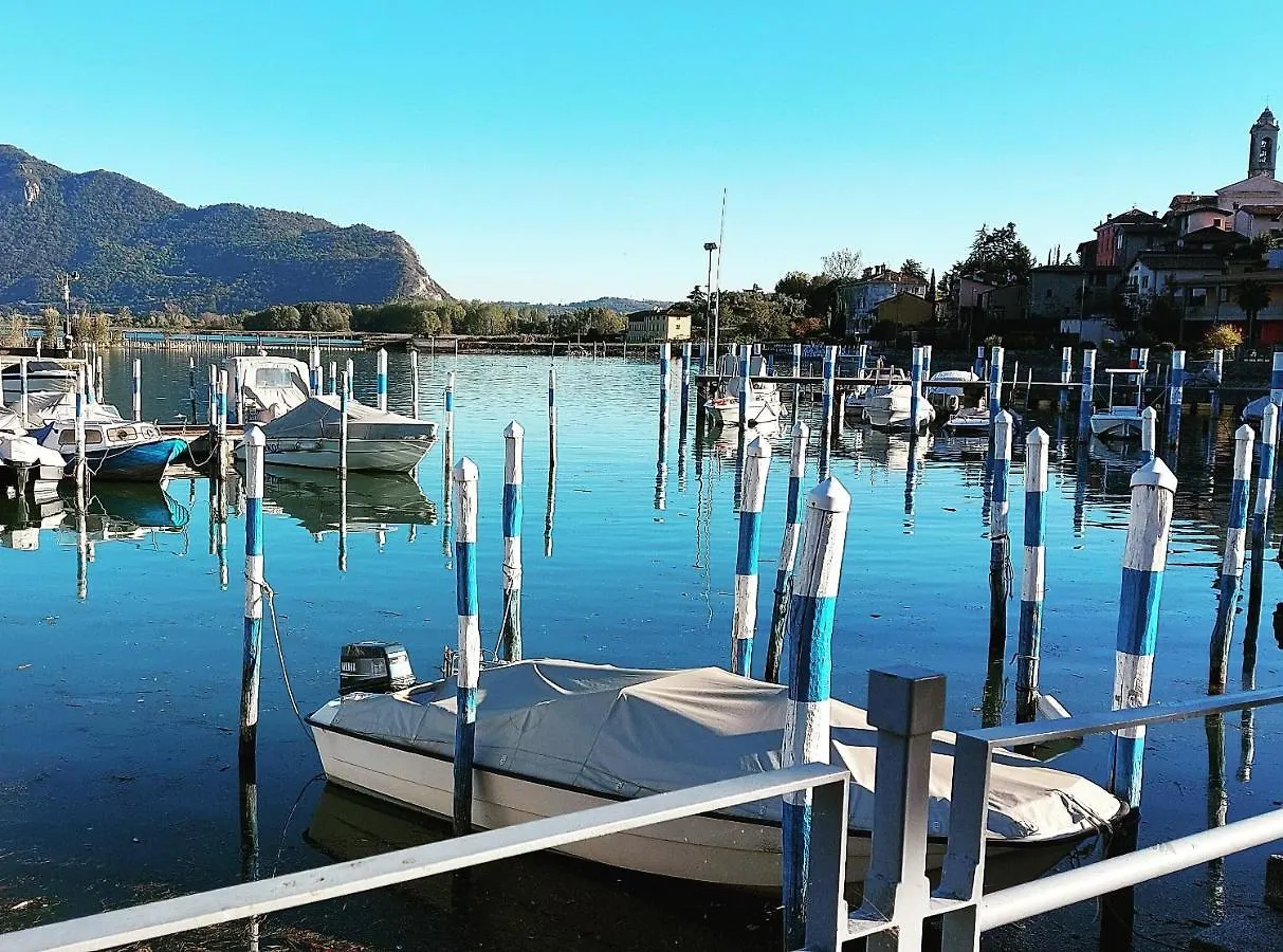 Chez Ary: Sulla Strada Del Lago contacts